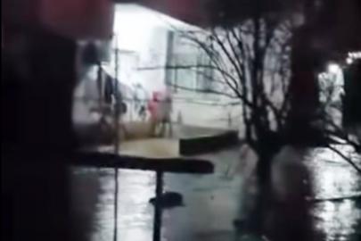 Şırnak’ta şiddetli yağış: Köy yolları göle döndü