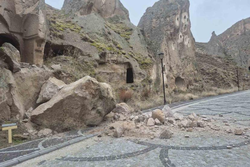 Soğanlı Vadisi’nde kaya koptu bölgede güvenlik önlemleri artırıldı