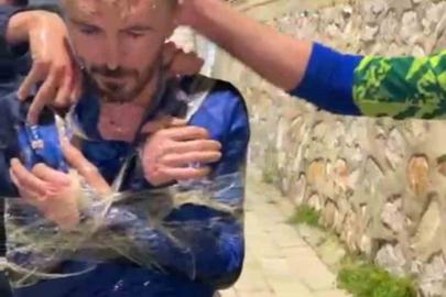 Takım arkadaşlarını koli bandıyla bağlayıp sirkeyle yıkadılar