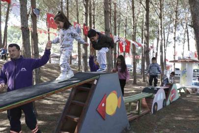 Tarsus Gençlik Kampında üç kuşak bir araya geldi