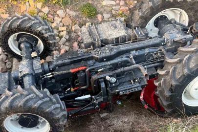 Tarsus’ta traktör devrildi: 1 ölü