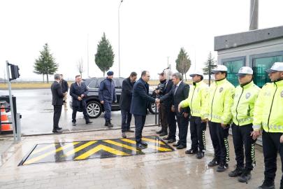 Tavşanlı’da bayramlaşmanın ardından güvenlik güçlerine ziyaret