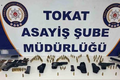 Tokat’ta polis delil aradı, cephanelik buldu