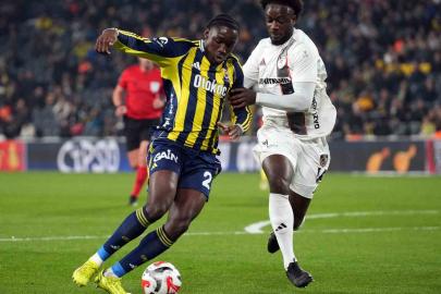 Trendyol Süper Lig: Fenerbahçe: 1 - Gaziantep FK: 0 (İlk yarı)