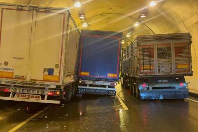 Tünelde iki tır çarpıştı: 1 yaralı