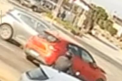 Turgutlu’da 3 kişinin yaralandığı kaza anı kamerada