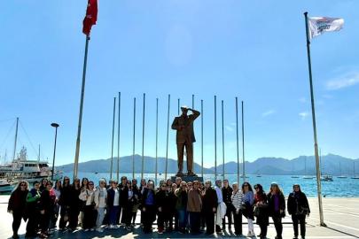 Turizmci Menemencioğlu ve Gökten’den  Aydınlı kadınlara jest