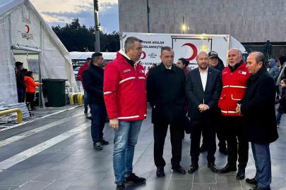 Türk Kızılay ve Yunusemre Belediyesi’nden 1000 kişilik iftar