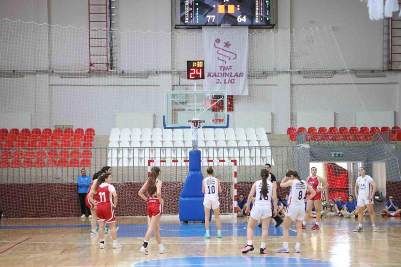 U18 Kızlar Basketbol Anadolu Şampiyonası Beyaz Grup Uşak’ta tamamlandı