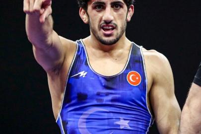 U23 Avrupa Şampiyonası’nda Azat Sarıyar’dan bronz madalya