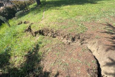 Valilik konutu tehlike altında: Çatlaklar ilerliyor