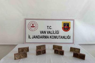 Van’da altın hammaddeli tarihi eser operasyonu: 3,5 milyon liralık eser ele geçirildi