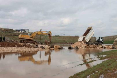 Viranşehir’de selin yaraları sarılıyor