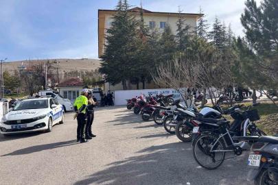 Yalvaç’ta son 1 haftada 311 araç kontrol edildi