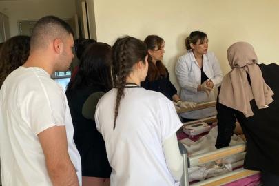 "Yara Bakımı Eğitimi" uygulamalı olarak yapıldı