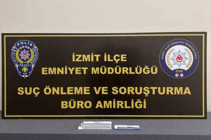 Yaşlıları romatizma kremiyle dolandırdı