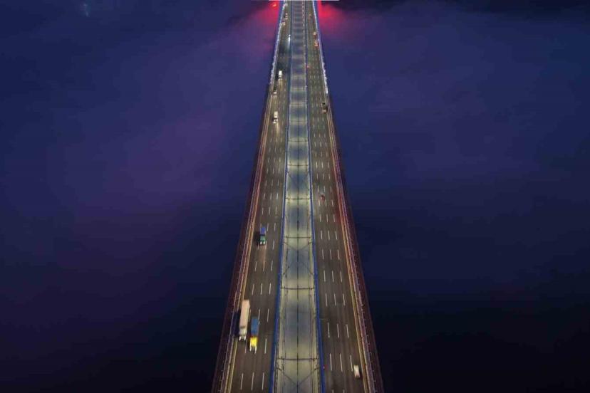 Yavuz Sultan Selim Köprüsü’nde sis manzarası mest etti