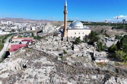 Yukarı Tekke kayalıkları ıslah ediliyor