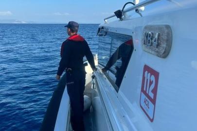 Yüzmek için denize giren şahısları, Sahil Güvenlik ekipleri kurtardı