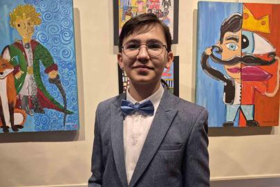 12 yaşındaki Egemen’in resim sergisi