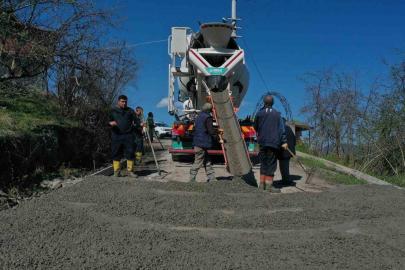 25 yıllık yol sorunu çözüme kavuşturuluyor