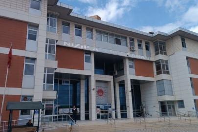 6 yaşındaki çocuğu bıçakla yaralayan hademe tahliye oldu