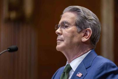 ABD, Rusya ve İran petrolüne yönelik yaptırım muafiyetlerini 30 günlüğüne uzattı