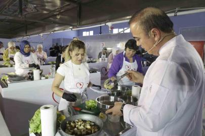 Adana’da kadınlar aşçılık atölyesinde eğitim aldı