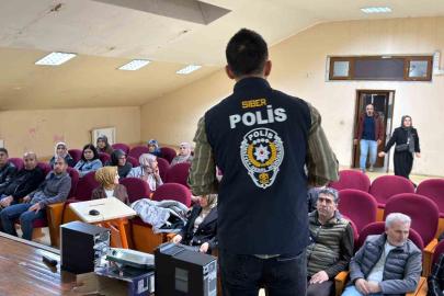 Ağrı’da öğrenci ve velilere SİBERAY semineri verildi