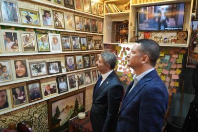 AK Parti heyetinden Gölbaşı Caddesi’nde esnaf ziyareti