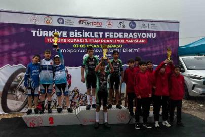 Akhisarlı bisikletçiler Türkiye Kupası’nda zirvede