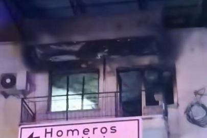 Alevlerin sardığı evden acı haber: Baba öldü, oğlu entübe