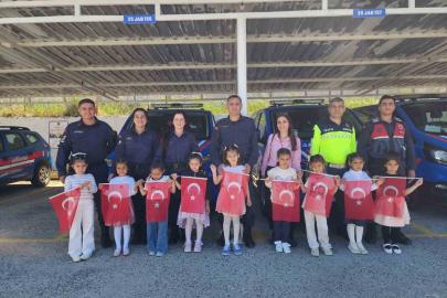 Aliağa’da, minik öğrenciler Jandarmayı yakından tanıdı