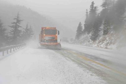 Antalya-Konya karayolunda kar yağışı başladı
