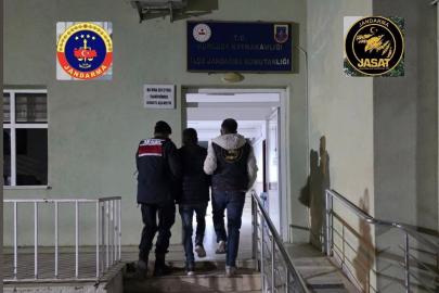 Antalya’da 27 yıl 8 ay hapis cezası bulunan hükümlü yakalandı