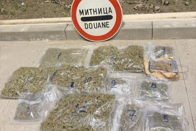 Avokado ve mango arasına gizlenen uyuşturucular yakalandı