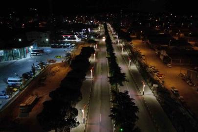 Ay-yıldızlı ışıklar Demirci’yi aydınlattı