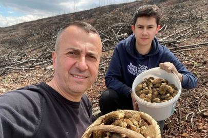 Baba ve oğlunun yüzünü güldüren mantar avı