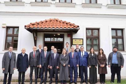 Bakan Bolat’tan Kosova’da KFOR Karargahı’na ziyaret