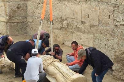 Bakan Ersoy: "Laodikeia Batı Tiyatrosu’nda yürüttüğümüz çalışmalar, geçmişin izlerini gün yüzüne çıkarmayı sürdürüyor"