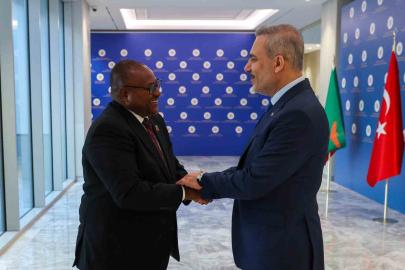 Bakan Fidan, Zambiya Dışişleri Bakanı Haimbe ile bir araya geldi