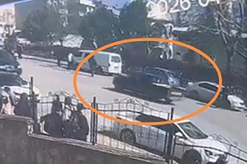 Balkondan düşen 3 yaşındaki çocuk, ağır yaralandı