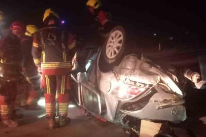 Bandırma’da takla atan araçta 2 kişi yaralandı