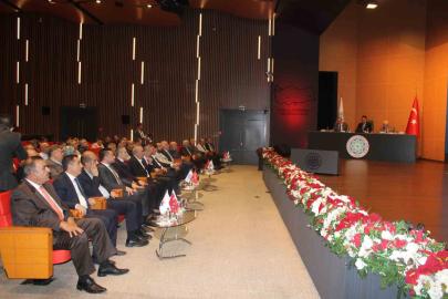 Başkan Gülsoy: "Dünya ekonomisindeki bu devasa dalgalanmalar ülkemizi ve her bir sanayicimizi etkiliyor"