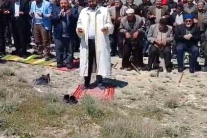 Başkentte vatandaşlardan yağmur duası