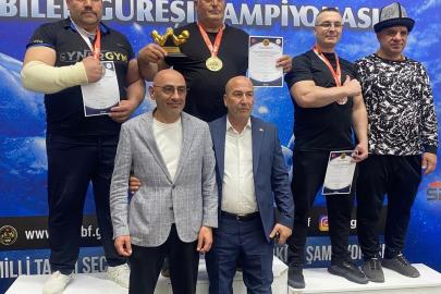 Bayburtlu sporcular Yalova’dan 2 şampiyonlukla döndü