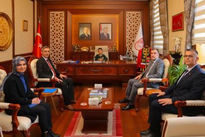 Bayburt’ta vali koltuğuna Ecren Nisa oturdu