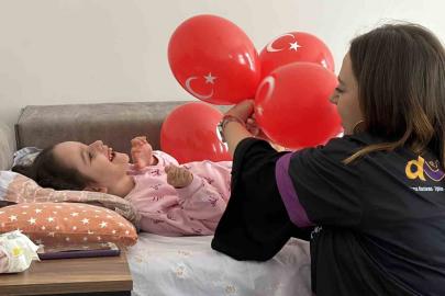 Bayramı hastanede geçiren çocuklara anlamlı ziyaret