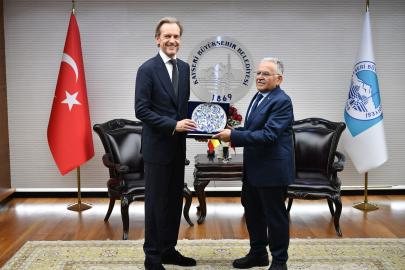 Belçika büyükelçini ağırlayan Büyükkılıç’tan AB vurgusu