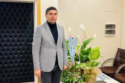 Belediye başkanının sekreterine satırla saldırı: 1 yaralı